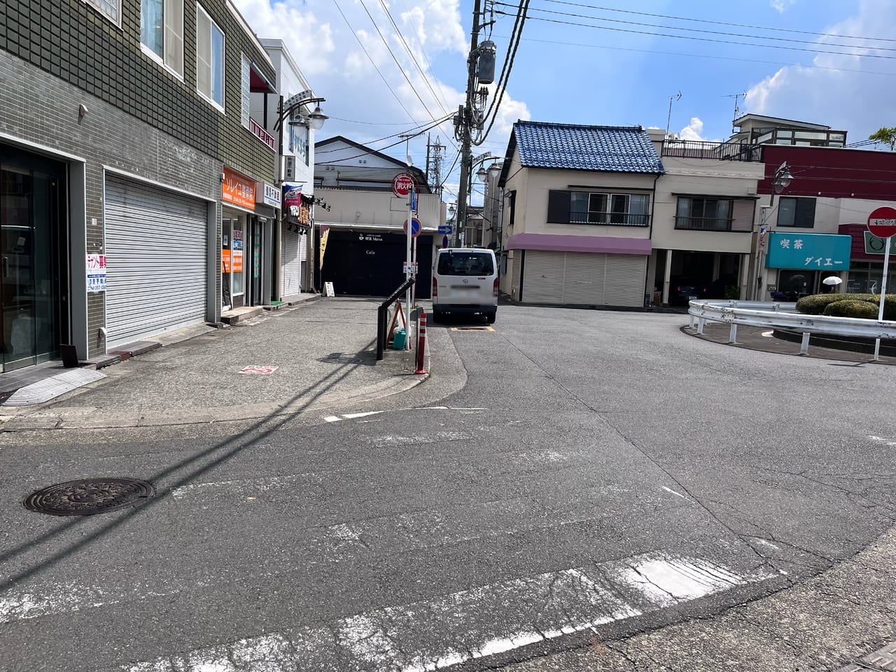 桜ヶ丘駅東口周辺