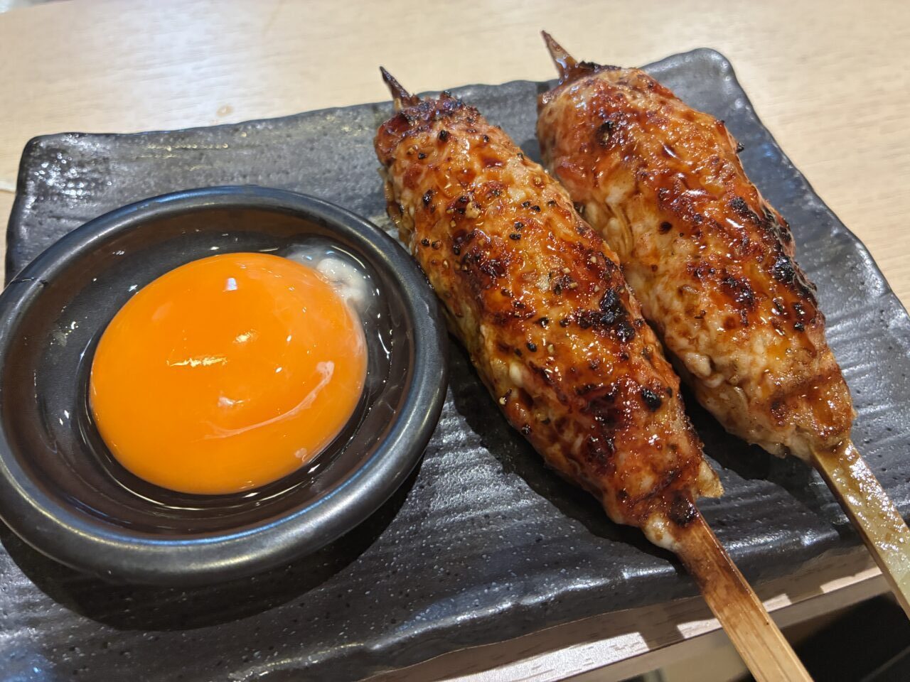 炭火焼鳥　とり山