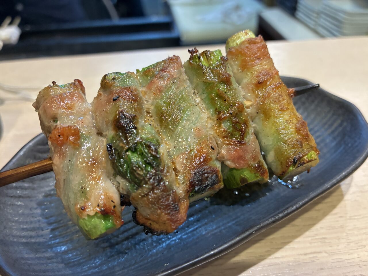 炭火焼鳥　とり山