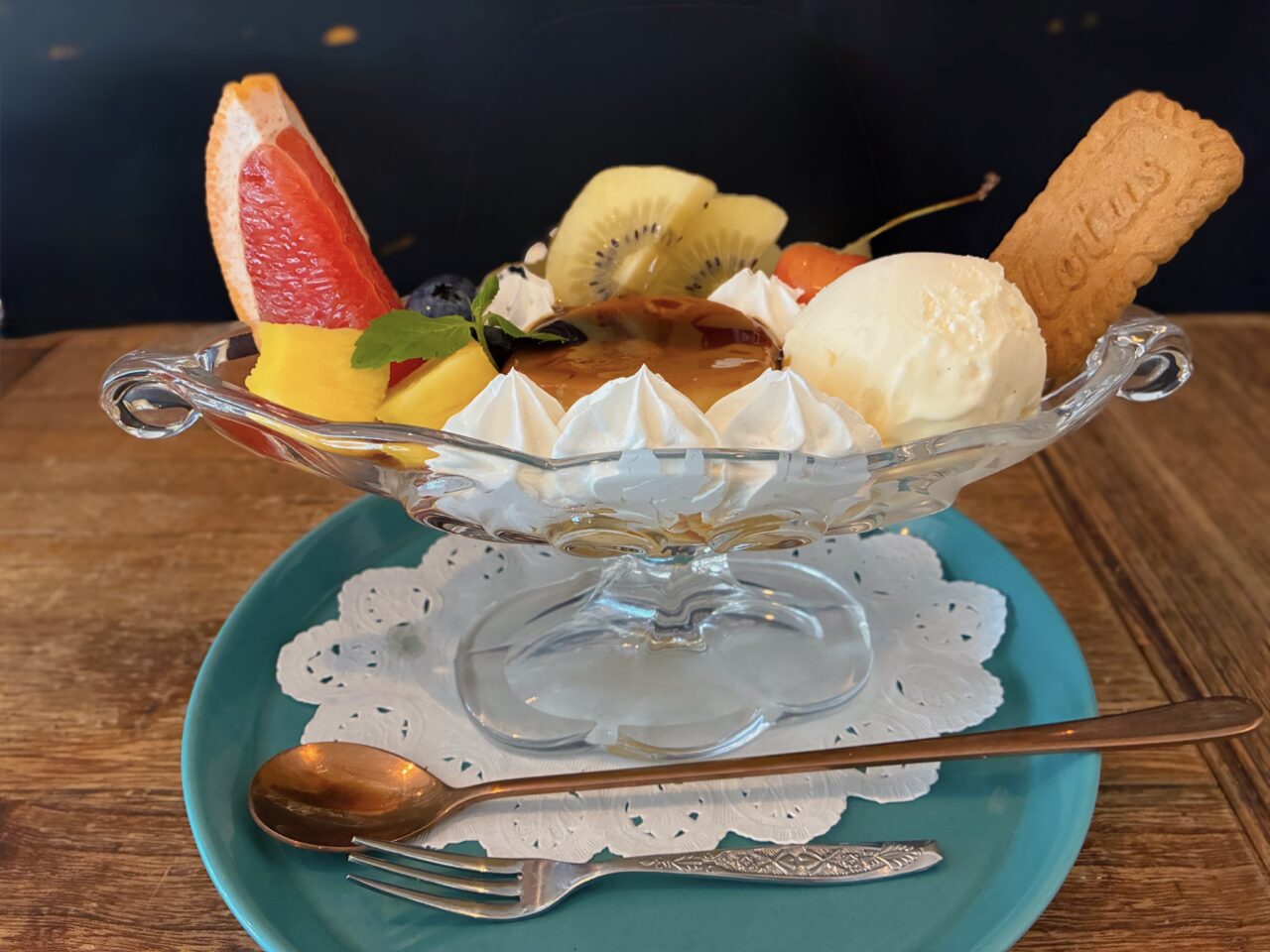 横浜マルニカフェダイニング
