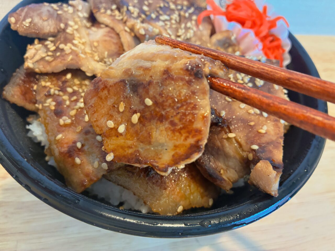 横浜発祥!! 元祖豚丼 まさえい