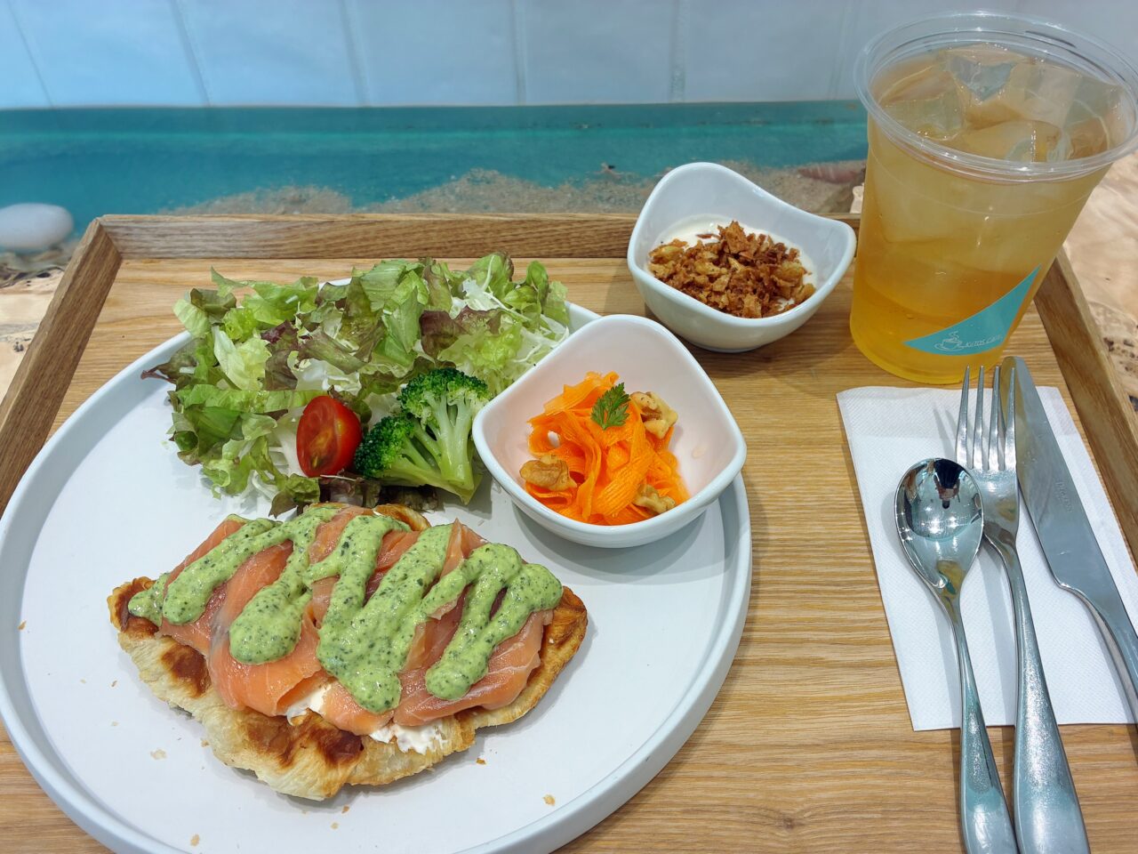 KiiTOS CAFE